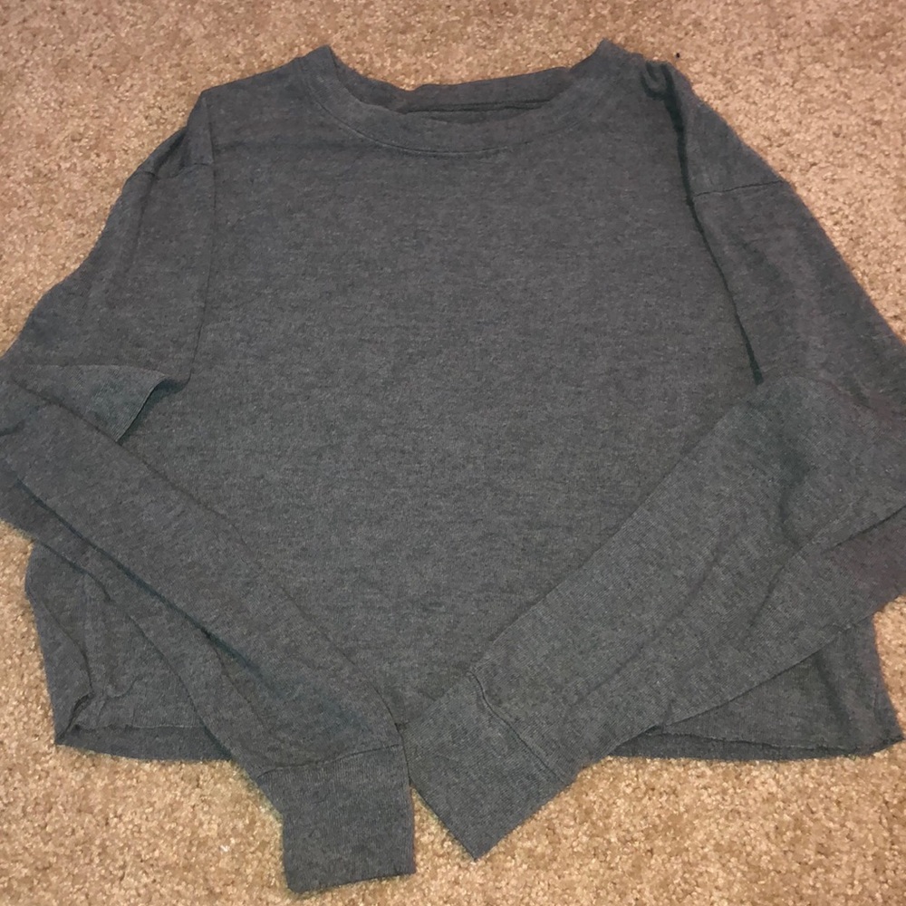 BRANDY MELVILLE LONG SLEEVE